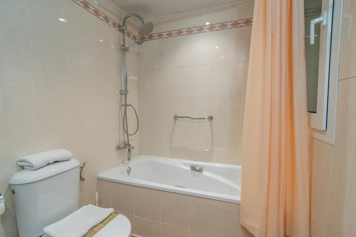 Casa Vela, Golf, ,pool, Wifi, Ac, Superb View !
